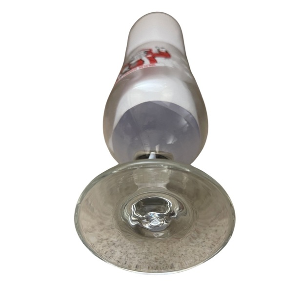 Rogue Brewing: Santa’s Private Reserve Limited Edition Stem Glass: Craft Beer - Picture 3 of 3